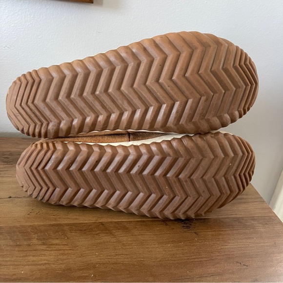 Sorel  suede tan faux fur bootie 7.5 - Picture 8 of 10